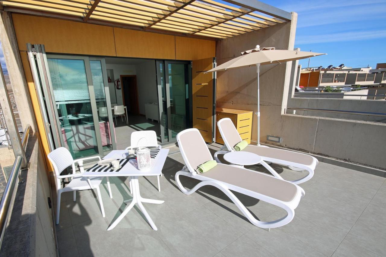 LOS BALOS 29, top level, spectacular ocean views, parking, wifi El Médano Exterior foto